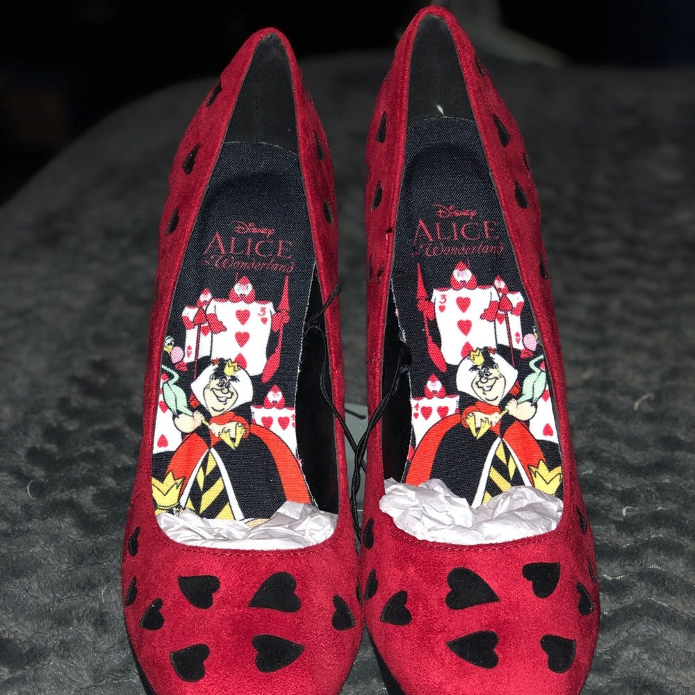Disney Alice and Wonderland High Heels!!